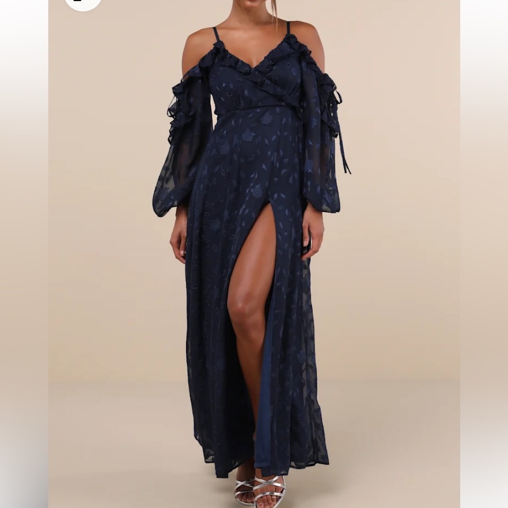 Lulus Pleasant Aura Navy Blue Floral Burnout Cold-Shoulder Maxi Dress size large